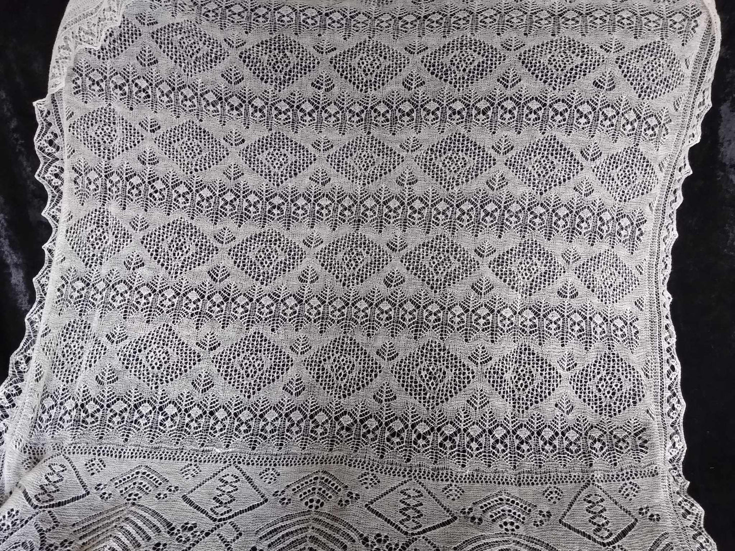 Osborne House Shawl Rectangle ENG PDF