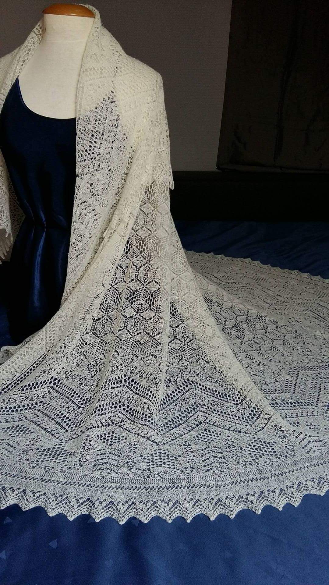 Shetland Stars Square Shawl ENG PDF