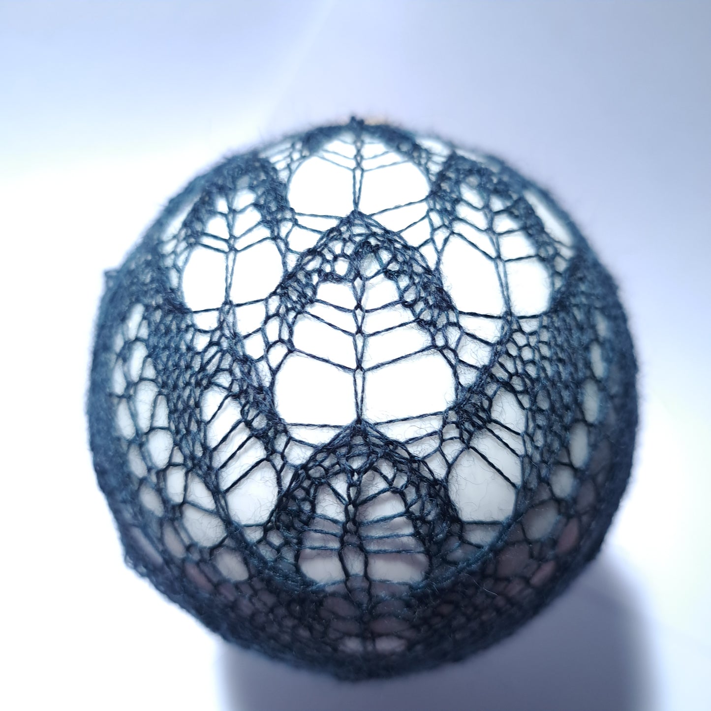 Wâld, a lace bauble PDF ENG